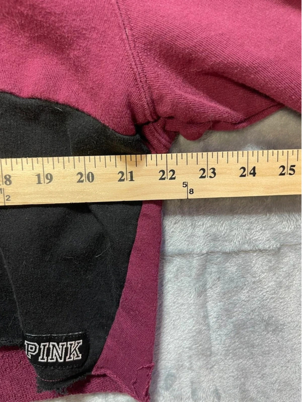 PINK Victoria's Secret Women's Colorblock Snap Sleeve Cropped Sweatshirt Large - Picture 9 of 10